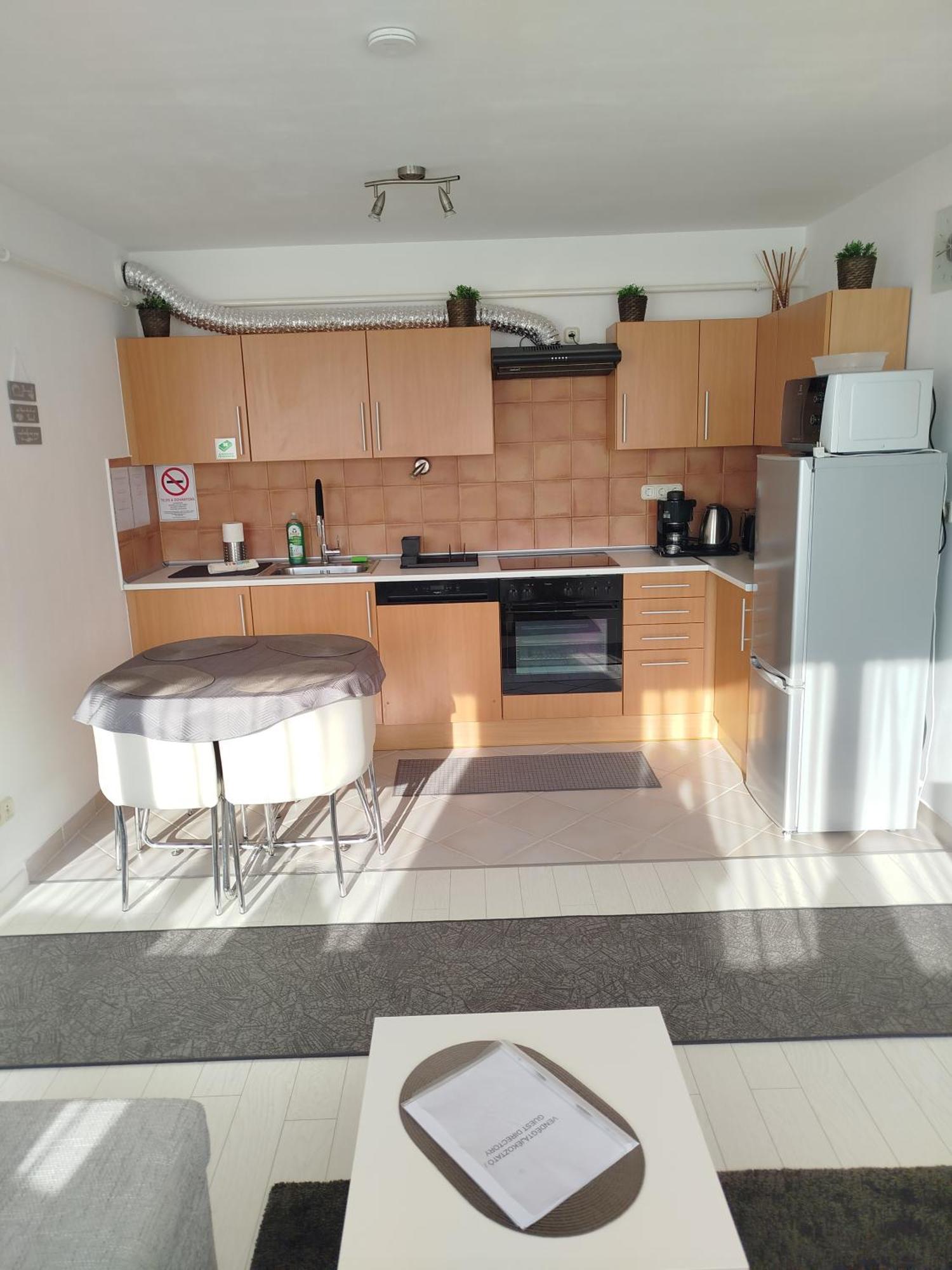 Csongor Apartman Βουδαπέστη Εξωτερικό φωτογραφία